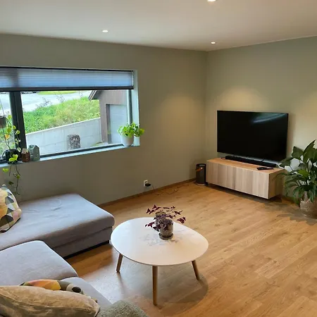 Presthusvegen Holiday home