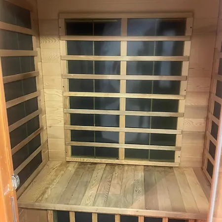 Presthusvegen Semesterbostad *